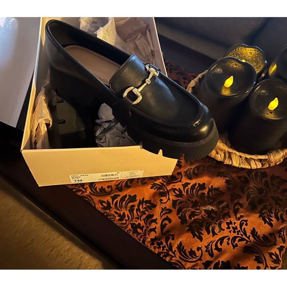 BCBG Raylin Platform Loafer